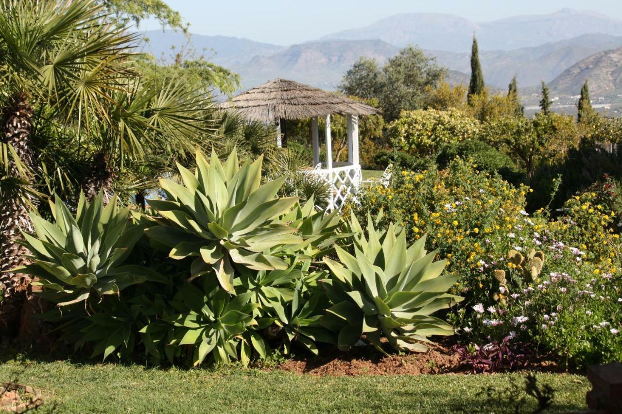 Roca Verde, Boutique Bed & Breakfast (Adults Only) Alhaurín de la Torre Exterior photo